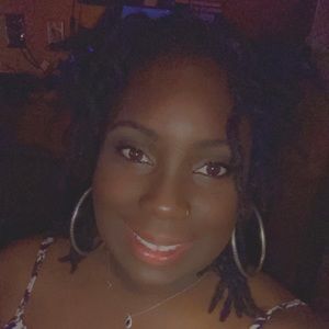 Meet your Posher, Michele